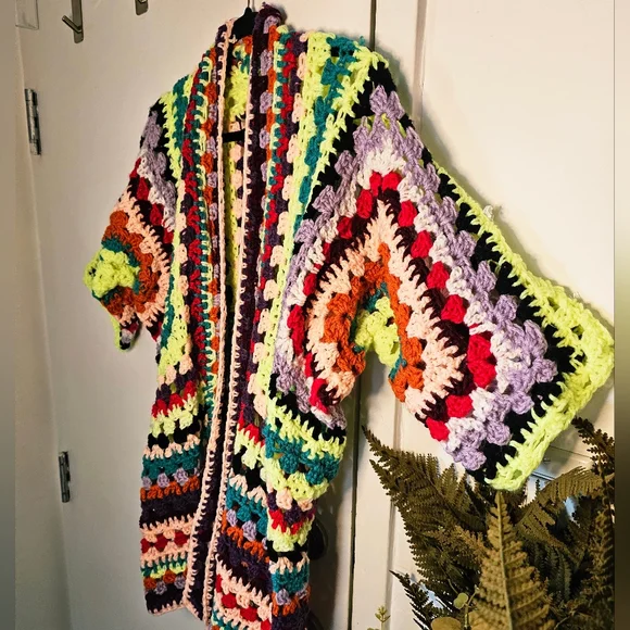 Handmade Crochet Maximalist Long Hex Square Granny Square Short Sleeve Cardigan - Picture 5 of 12